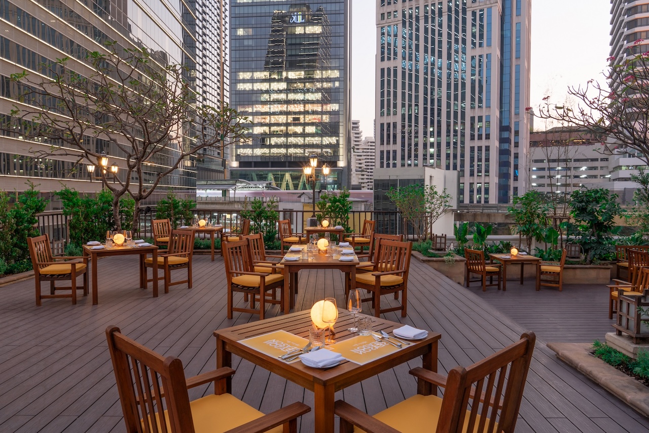 Minor Hotels has opened NH Bangkok Sukhumvit Boulevard, the first NH Hotels & Resorts brand property in the Thai capital.