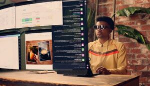 How About a Laptop With No Screen?