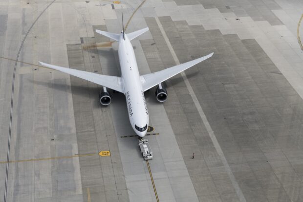 Air Canada Boosts Services to Hong Kong